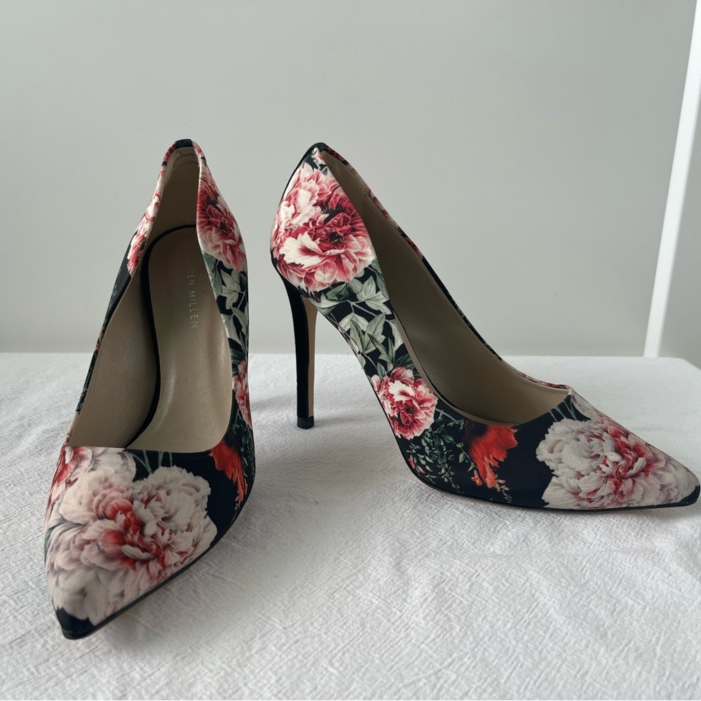Karen Millen Black and Pink Floral Heels (like-new) (US Size 9, Euro Size 40)